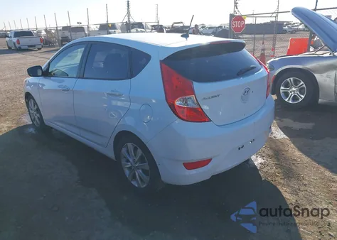 2013 Hyundai Accent Se from USA, damaged, VIN KMHCU5AE0DU082962